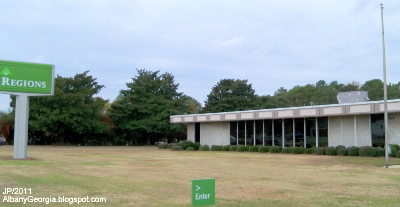 Albany Georgia Dougherty Restaurant Bank Hotel Attorney Dr Hospital Police Fire Dept Store Church Regions Bank Albany Georgia East Oglrthorpe Road Regions Bank East Albany Ga Banking Sylvester Road