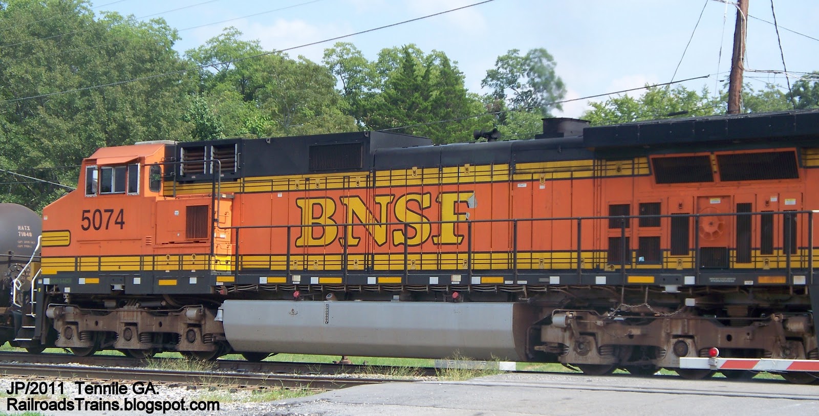 BNSF+5074++C44-9W+Locomotive+Train+Engine%252C+Burlington+Northern+Santa+Fe+Railroad.JPG
