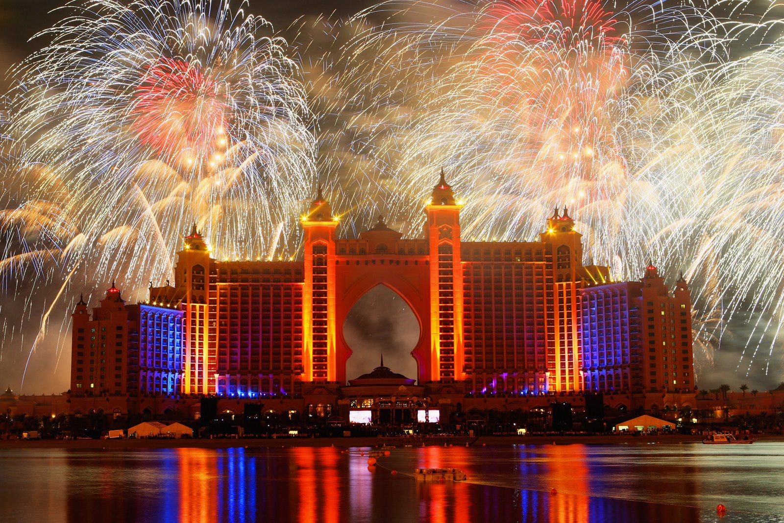 [83694059JD002_Firework_Disp.JPG]