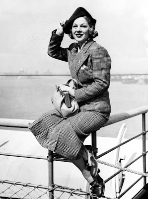 Glenda Farrell