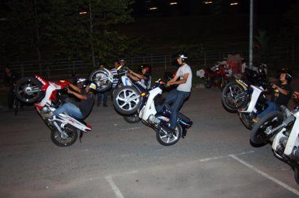 [rempit3.jpg]