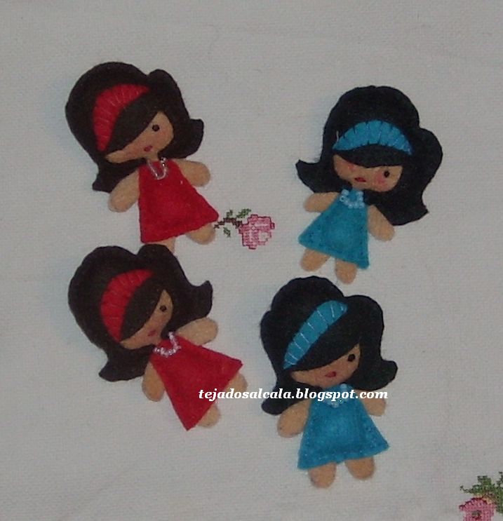 [jackies+collar.jpg]