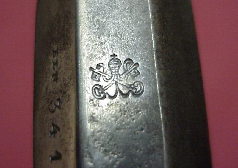 [Vatican_Remington_Crest.bmp]