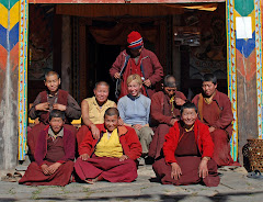 Kuka ei kuulu joukkoon? - Helena!