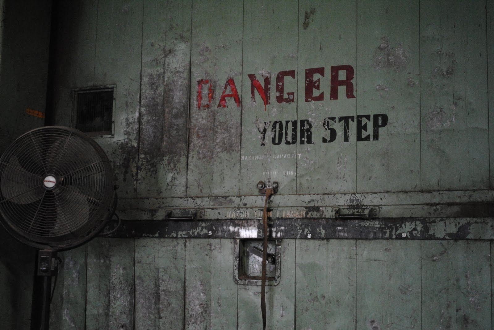 [2009_1217december170121.JPG]