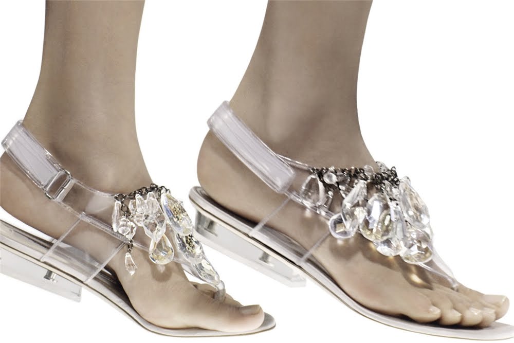 [Prada+Womenswear+Spring+Summer+2010+Campaign+13.jpg]