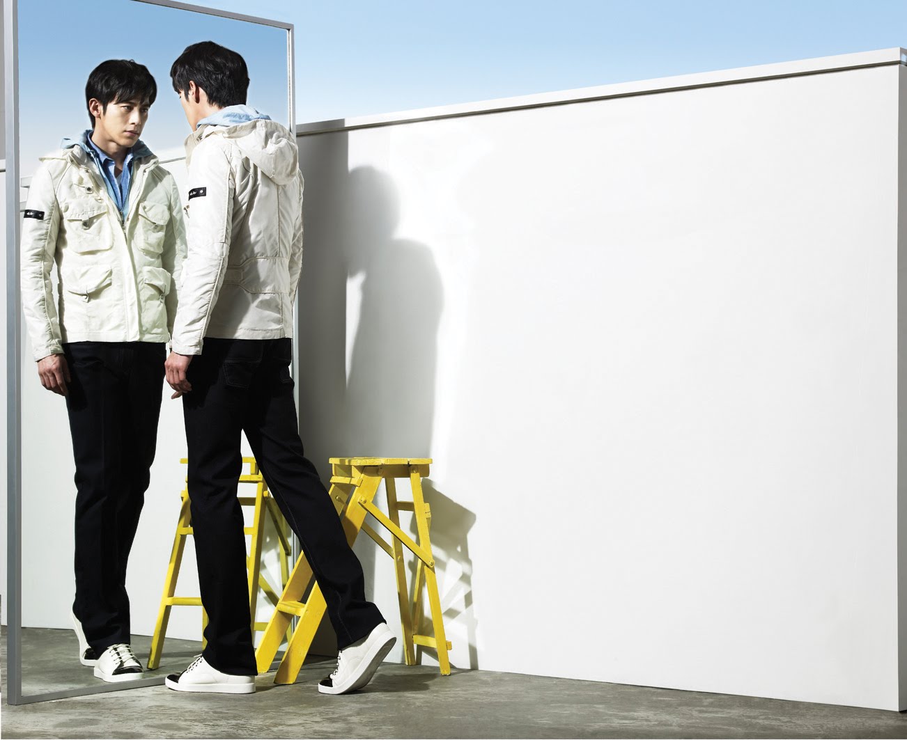 [Comodo+Sqaure+Spring+Summer+2010+08.jpg]