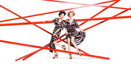 [H&M+Eva+Herzigova,+Shalom+Harlow+07.JPG]