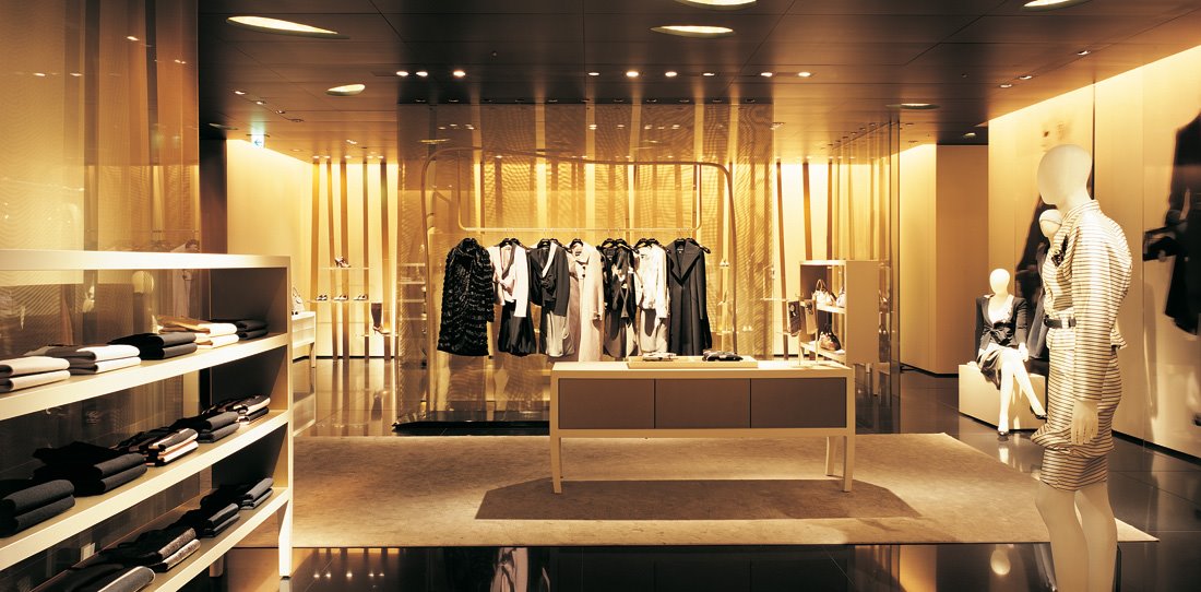 [Armani+Ginza+Tower+13.JPG]