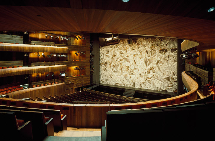 [Operahouse+in+Oslo+by+Snohetta+09.jpg]