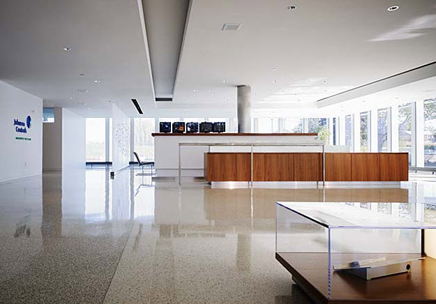 [Johnson+Controls+by+Gensler+02.jpg]