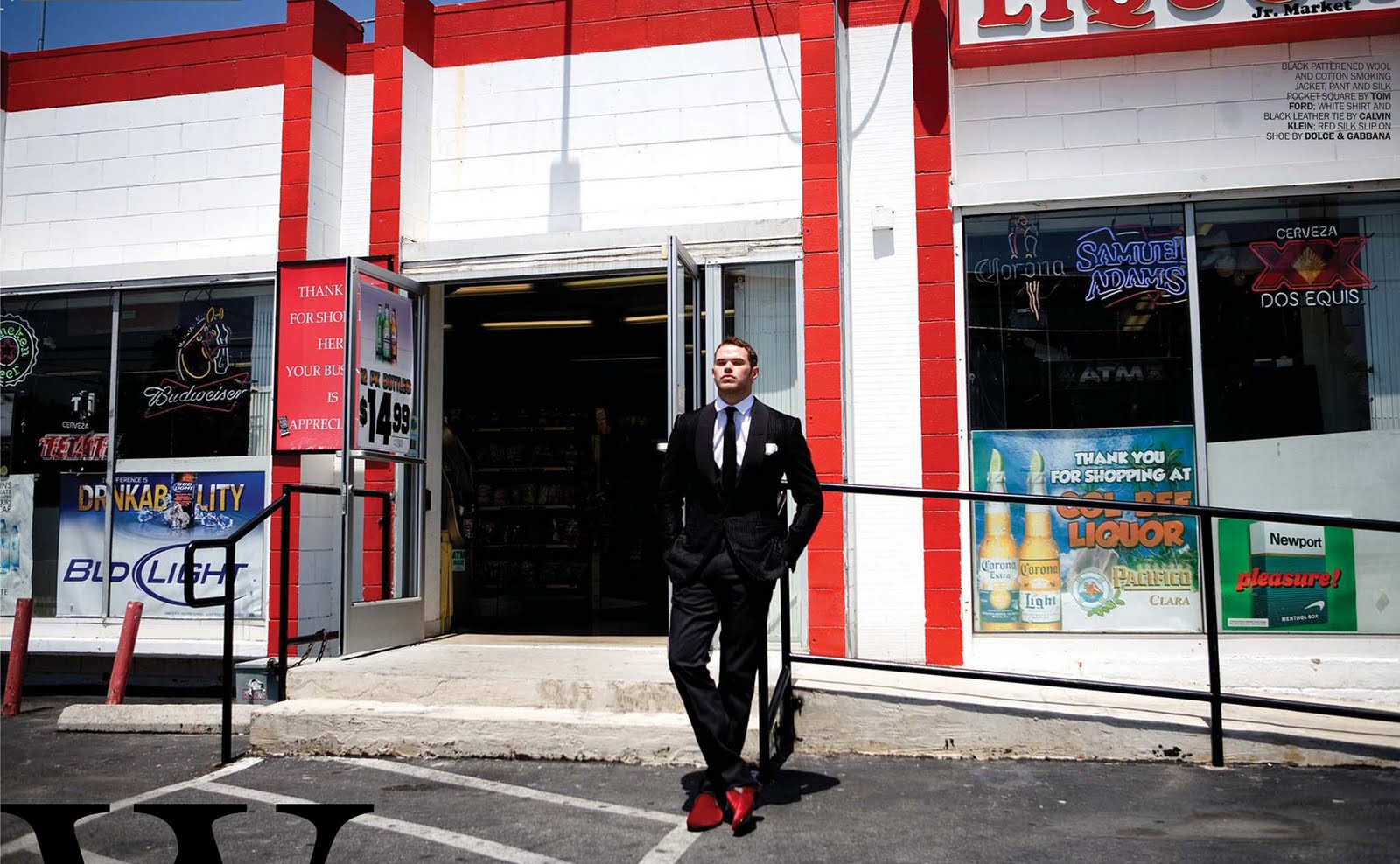 [Kellan+Lutz+for+August+Magazine+03.jpg]