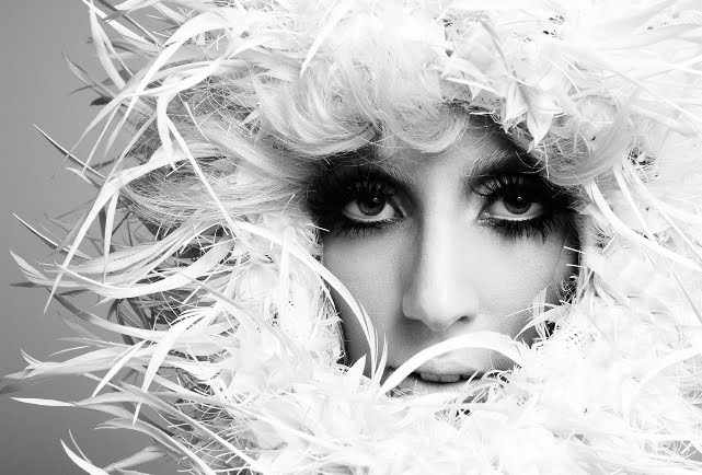 [Lady+Gaga+by+Max+Abadian+03.jpg]