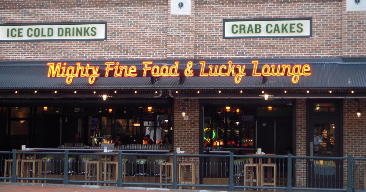 Pleasures of the Table Jackson's Mighty Fine Food & Lucky Lounge