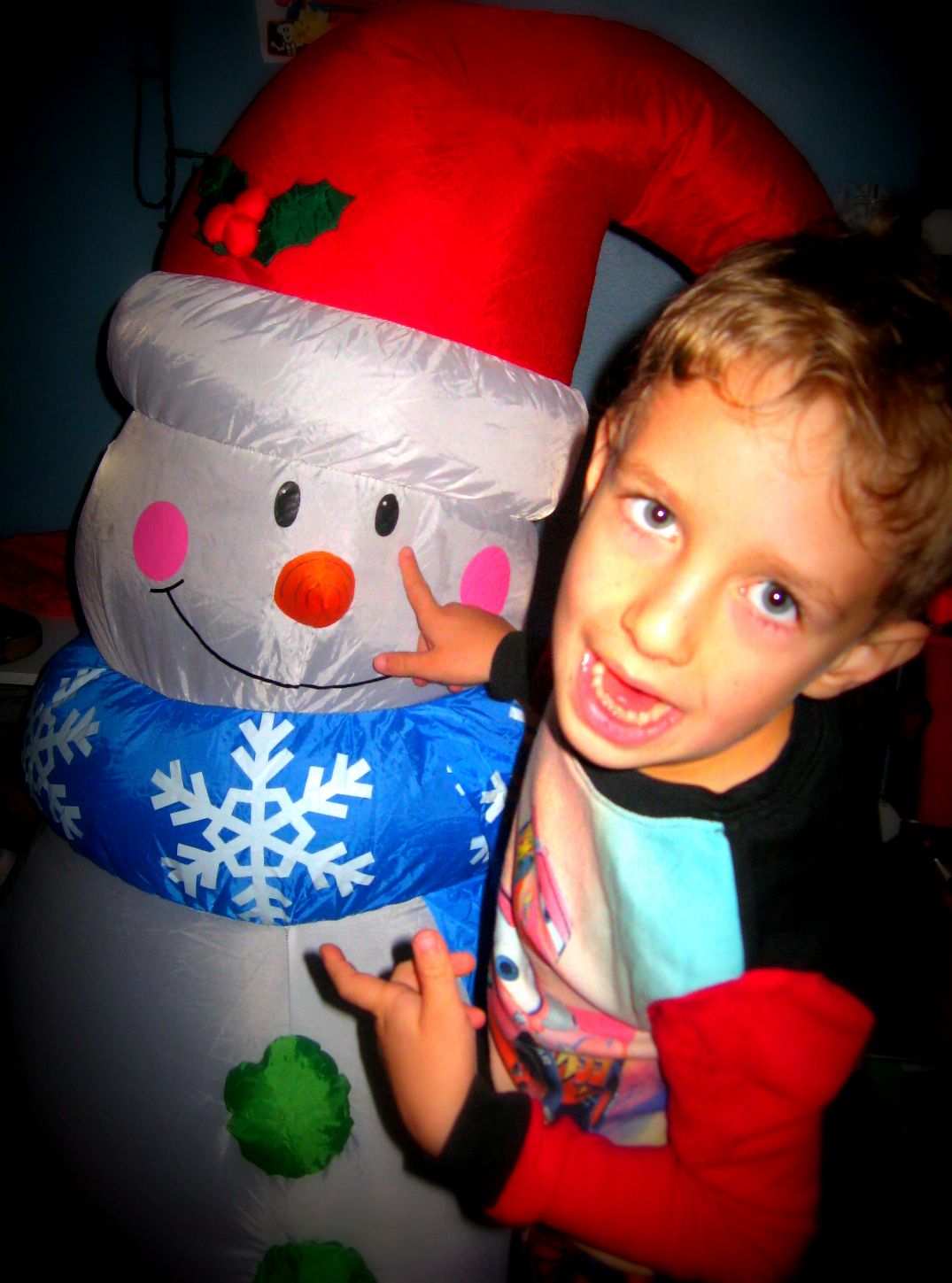 [andrew+and+snowman.jpg]