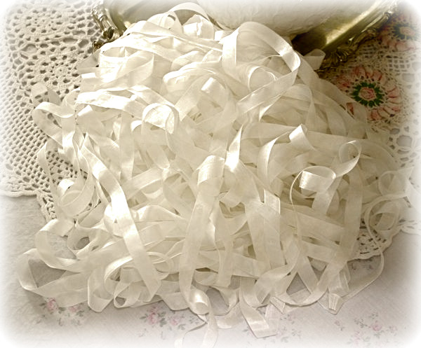 Crinkled Ribbon Tutorial