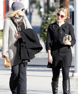 I am dying for Dianna Agron's coat I feel like it's totes Blair 