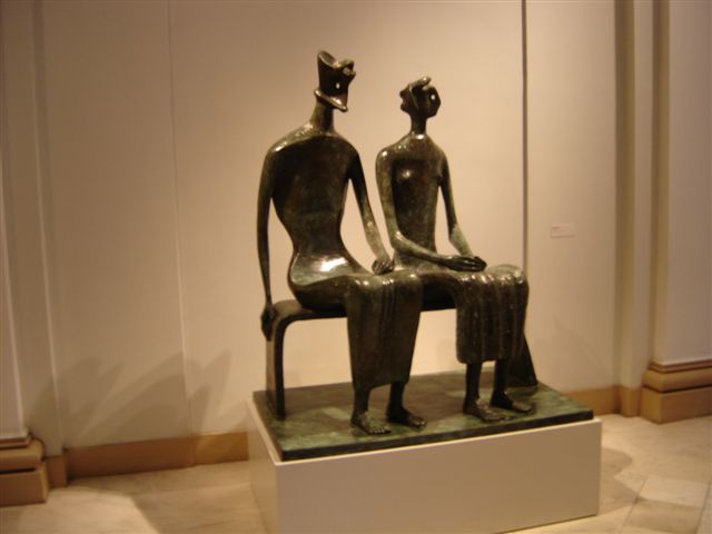 [HenryMoore04.JPG]