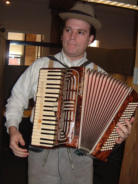 [accordion[1].jpg]