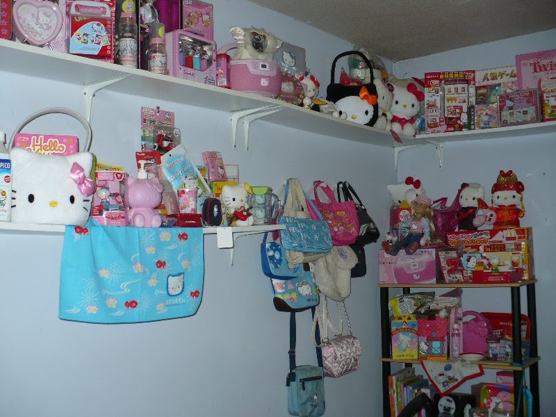 My Hello Kitty Collection: The Room