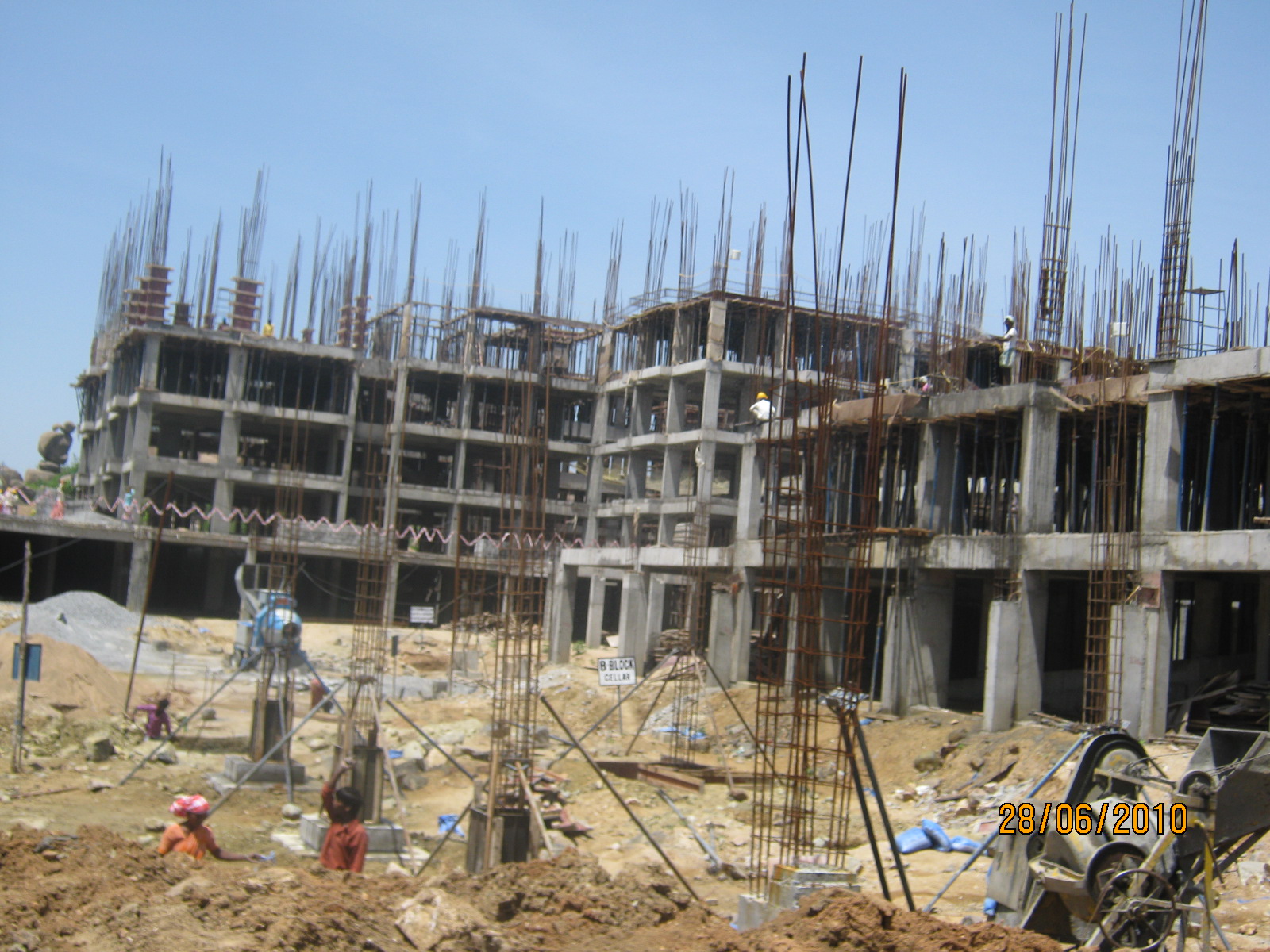 Apartments in Hyderabad Flats in Hyderabad Kukatpally Moosapet