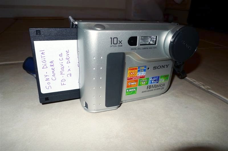 Digital Sony Mavica FD75 3.5 Floppy Disk Camera