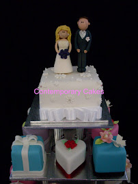 Personalised bride and groom figurines