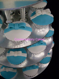 Tiffany cupcakes.