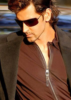[Hrithik-Roshan+20.jpg]