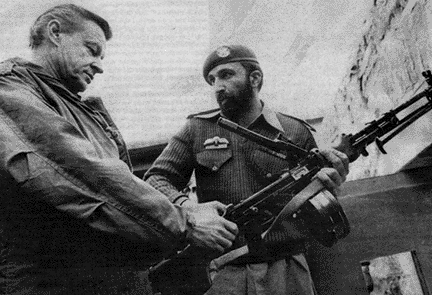 [250407_binLaden-Brzezinski.gif]