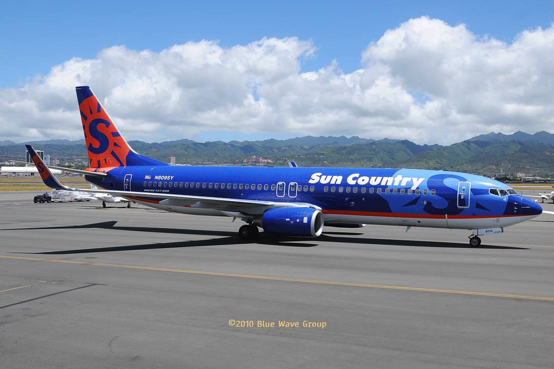 Hnl Rarebirds Sun Country S N809sy