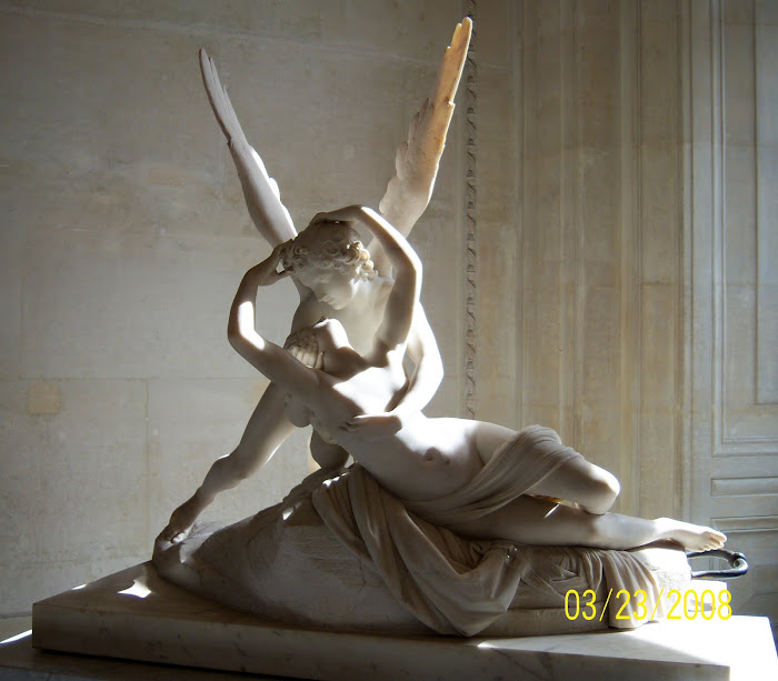 Psyché ranimée par le baiser de l'Amour @ Le Louvre, Paris