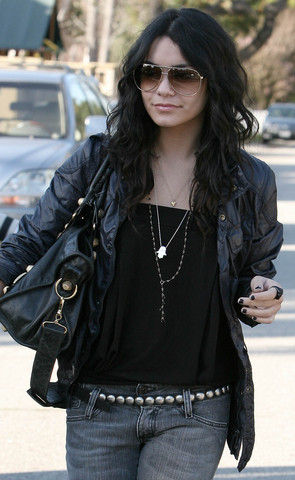 vanessa hudgens style 2009. vanessa hudgens style guide