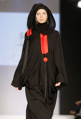 Bisht Abaya