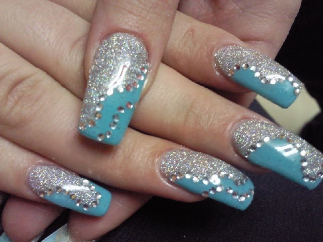 blue-silver glitter nailart