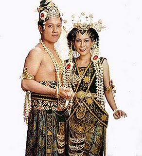 Javanese Traditional Costume