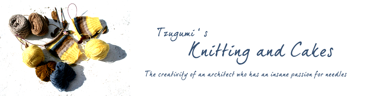 Knitting and Cakes©
