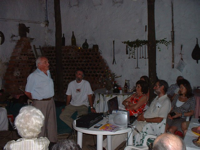 [DSCF0079r.JPG]