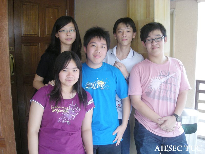 [DSCN9927.JPG]
