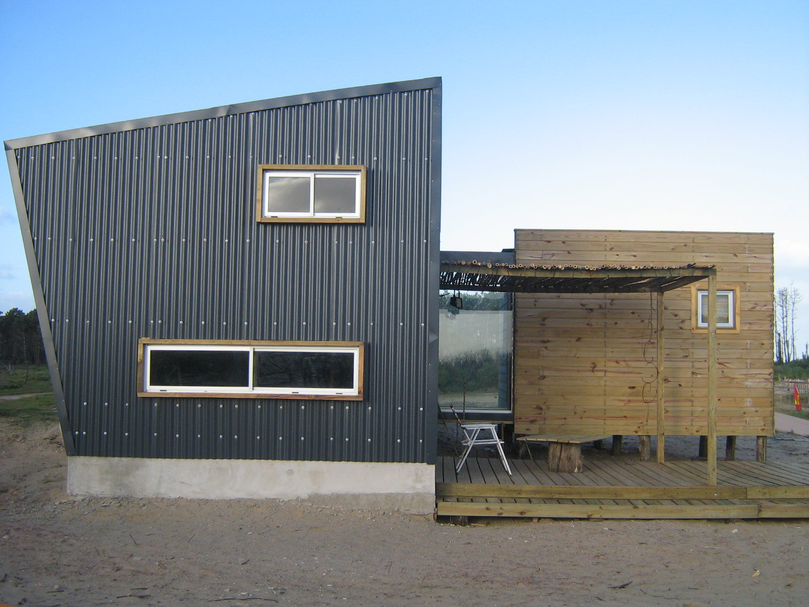 capybaraconstrucciones: Galpon-Tinglado-Obrador-Vivienda 17m2