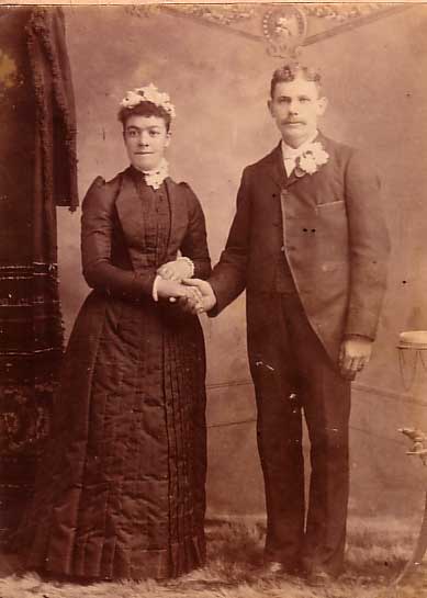 [victorian-wedding.jpg]