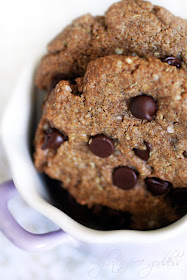 Gluten free chocolate chip cookies made with quinoa flakes instead of oatmeal