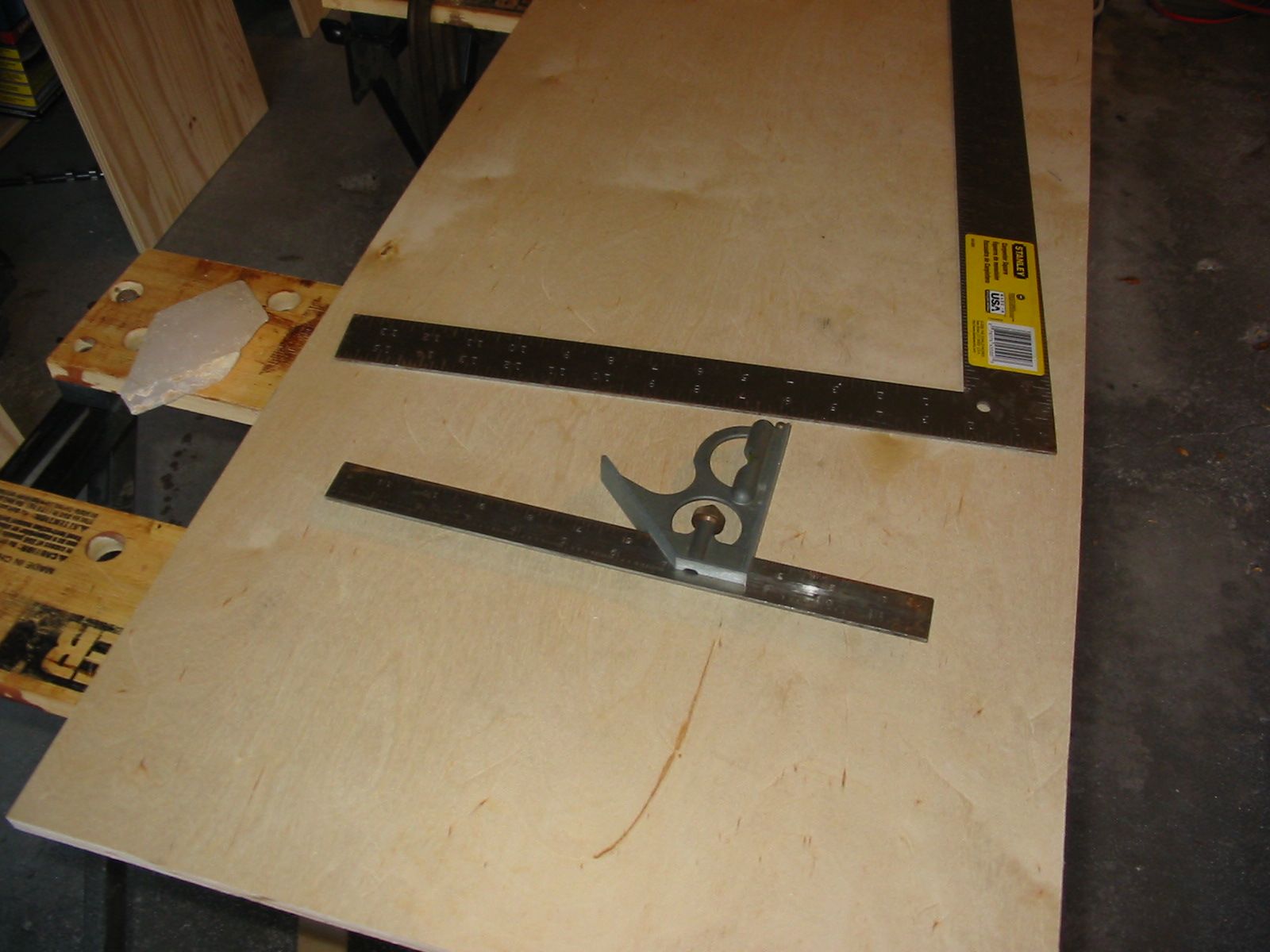 tools of carpenter