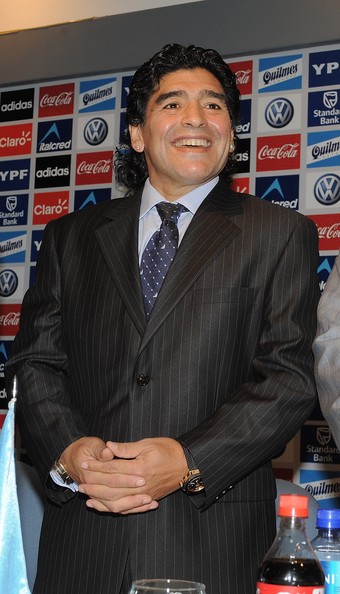 [Diego+Maradona+Presented+New+Argentina+Football+Bcl8PVZT4Qxl.jpg]