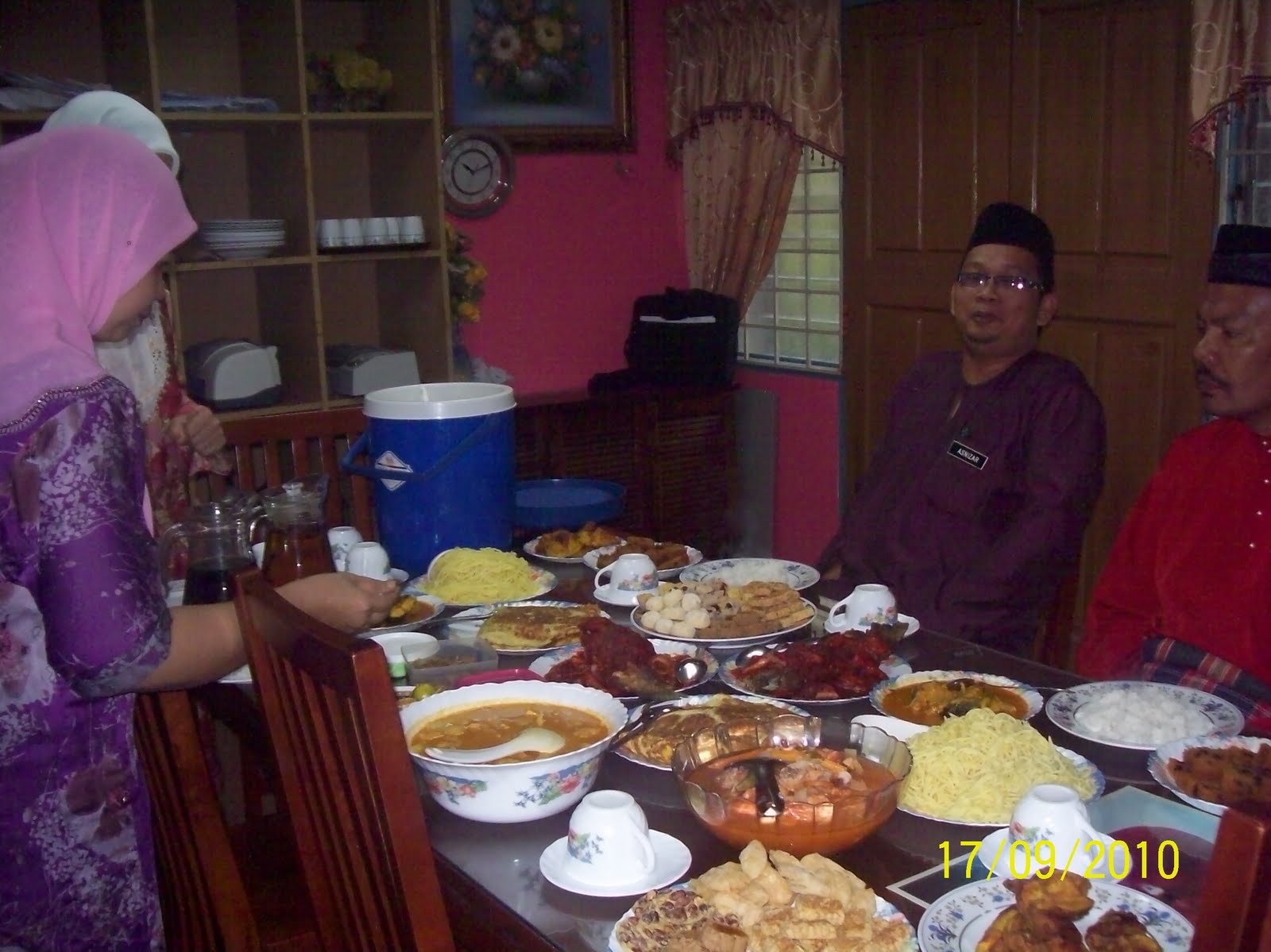 KASTURI: Jamuan Makan-Makan Sempena Hari Raya Aidil Fitri 2010