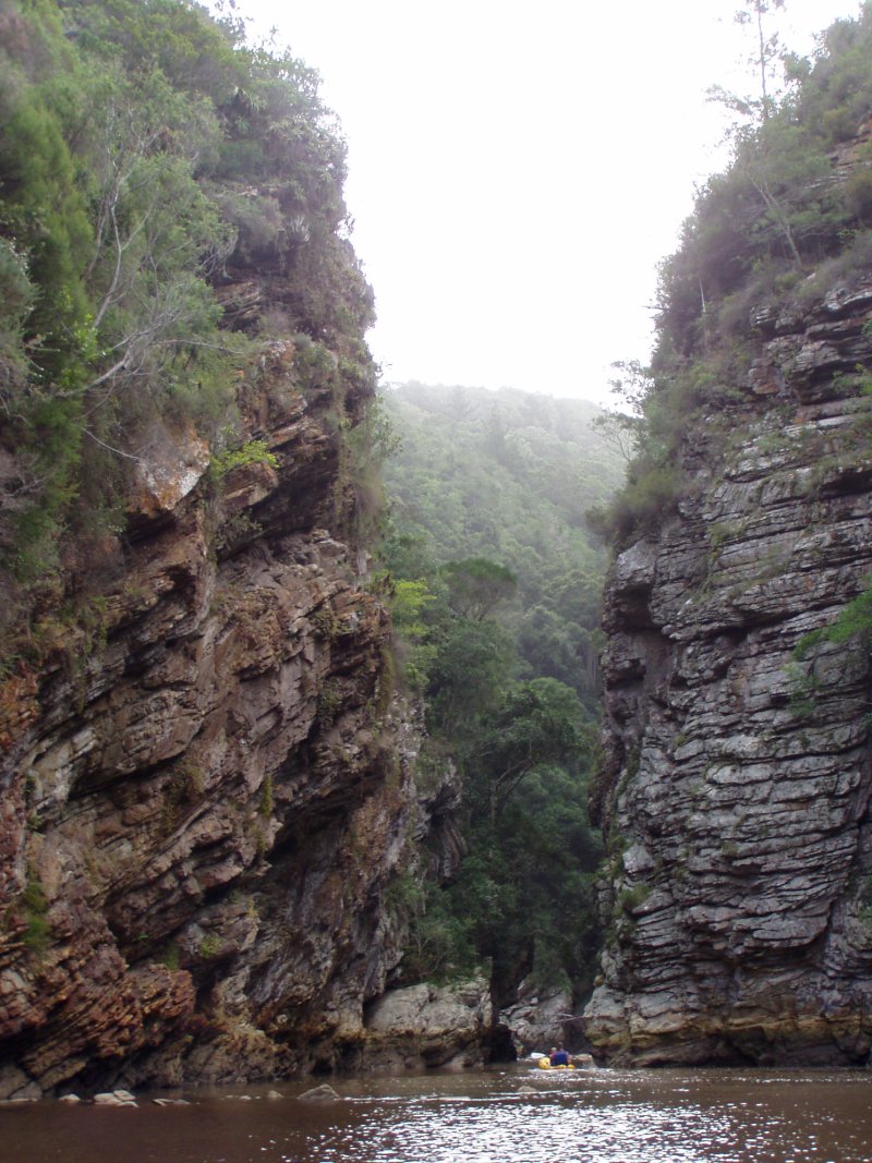 [going+through+two+rock+faces.JPG]