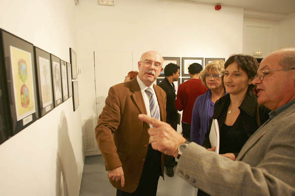 [II_Mostra_Humor_28[1].JPG]