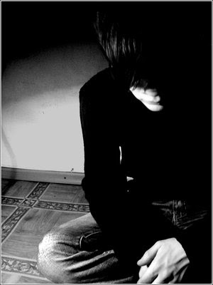 alone  by ticketOnHeavens