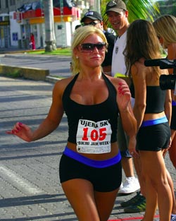 [hot-carrot-runner.jpg]