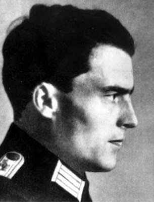 01_claus_von_stauffenberg.jpg